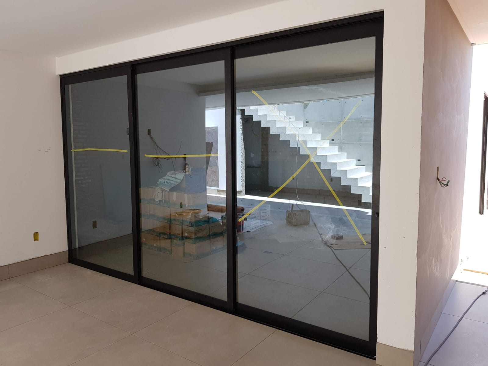 Obra Vidrobox